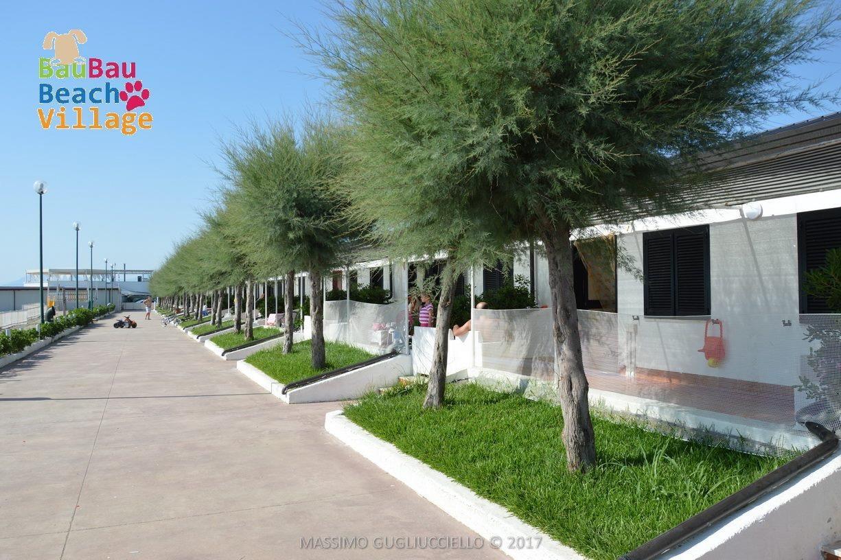 Bau Bau Beach Village Foce del Sele Bagian luar foto